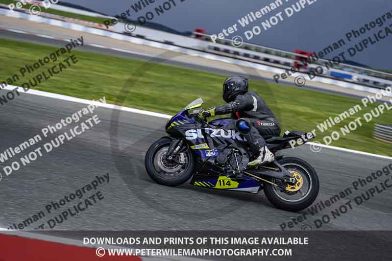cadwell no limits trackday;cadwell park;cadwell park photographs;cadwell trackday photographs;enduro digital images;event digital images;eventdigitalimages;navarra;no limits trackdays;peter wileman photography;racing digital images;trackday digital images;trackday photos